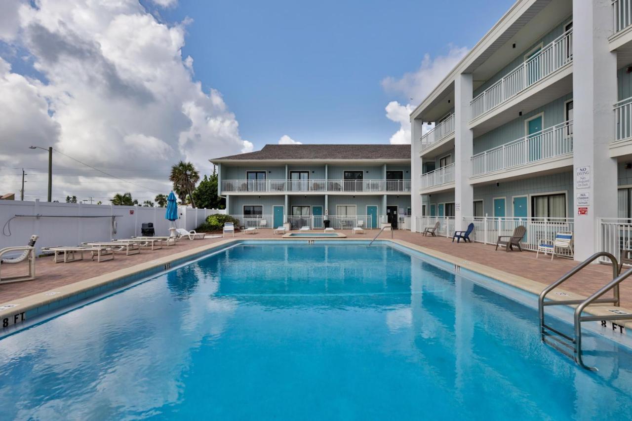 Coastal Waters Studio 111 - Pool Side Studio Hotel New Smyrna Beach Exterior photo